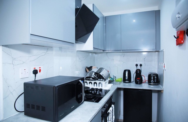 Stunning 2-bed Apartment in Harrow