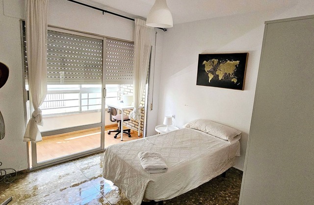 Apartamento soplos de vida, Cádiz capital, segunda línea playa