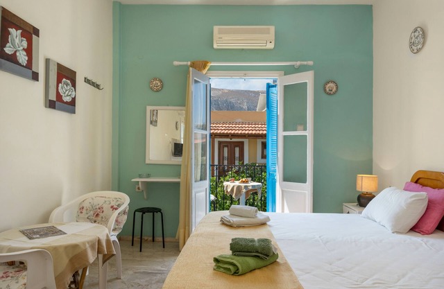 Apartamento 'Estudio 2' con vistas a la montaña, Wi-Fi y aire acondicionado