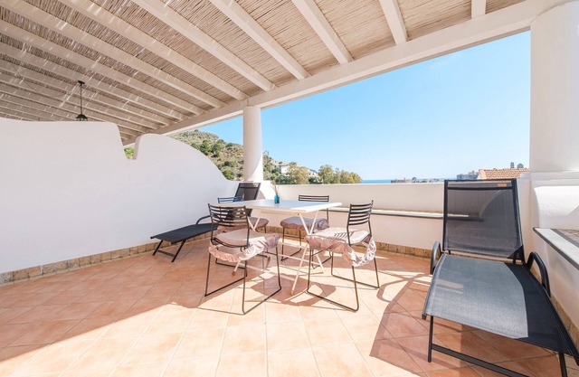 Apartamento 'Suite De Pasquale' con vistas al mar, Wi-Fi y aire acondicionado