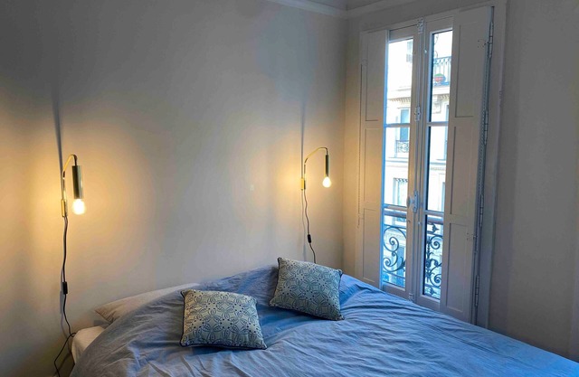 Apartamento 'Superbe Quartier Latin' con terraza compartida, jardín compartido y Wi-Fi