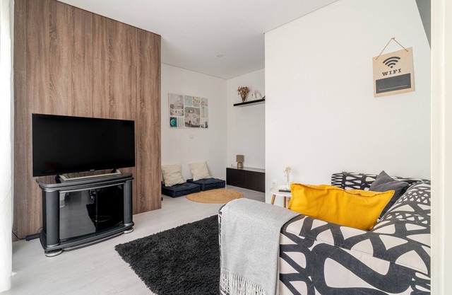 Apartamento 'T1+1' con Wi-Fi