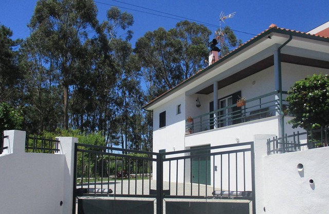 Apartamento T1 - 60m2 R / C, con fácil acceso