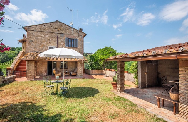 Apartamento 'Volpe' con piscina privada, Wi-Fi y aire acondicionado