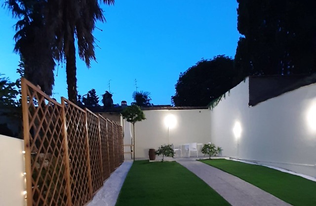 Apartment with garden ideal for families and for those traveling by car