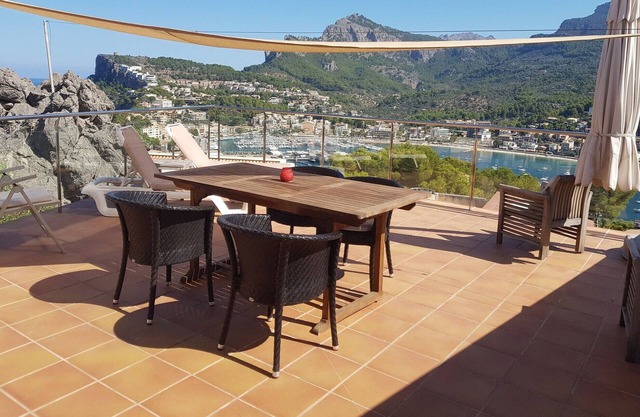 Apartamento con piscina y terraza con impresionantes vistas