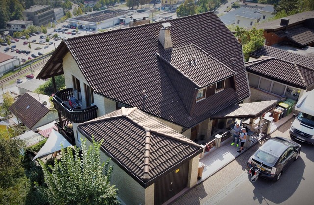 Apartamento con sauna y vistas a la montaña.