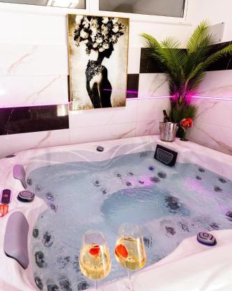 Apartment Zolla Dubrovnik- Hot Tub and Free Parking