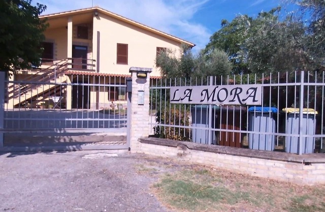 Apartamentos en Cortijo en el km 04 de Asís-Umbría