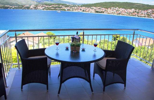 Apartamentos Kelic con hermosa vista al mar!