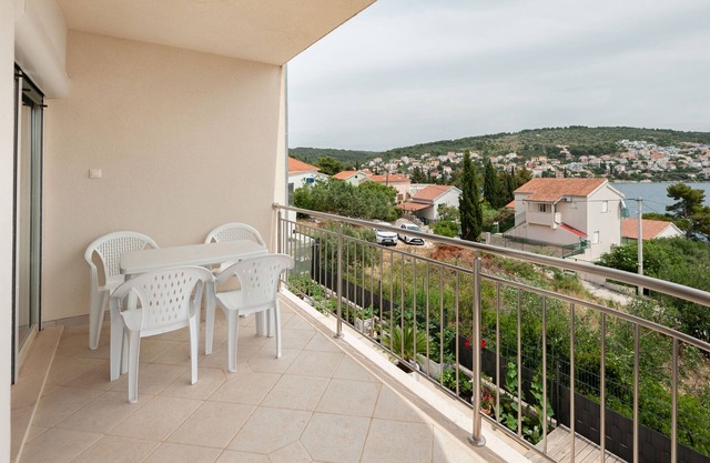 Apartamentos Marinko (39731-A1) - Okrug Gornji (Ciovo)