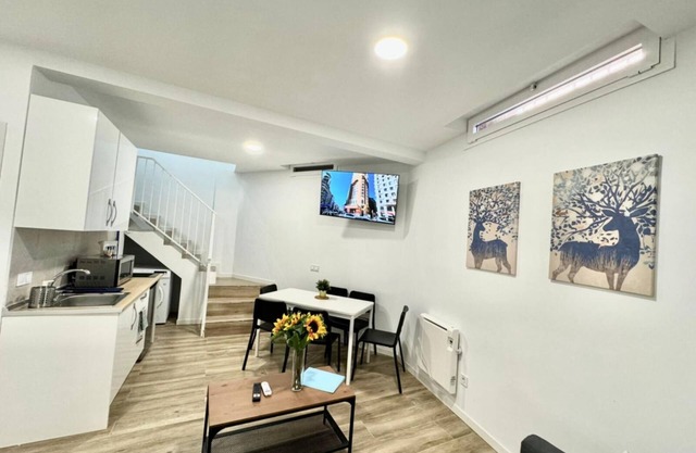 Apartamentos Madrid Connection Universidad II