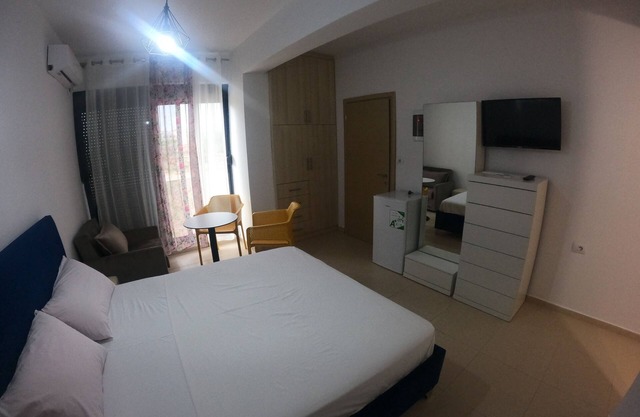 Apartments Polonia Saranda 3 Person Studio close to the Ksamil and best beaches