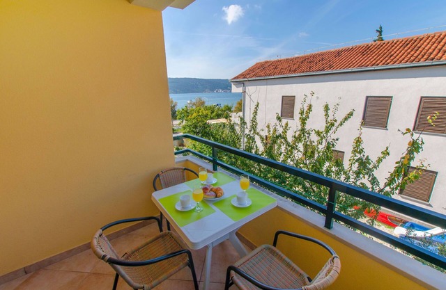 Apartamentos Tina (34191-A2) - Poljica