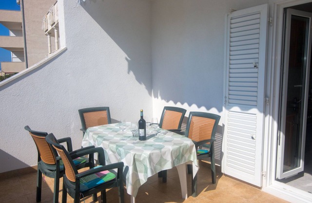 Apartamentos Vinka (38131-A1) - Okrug Gornji (Ciovo)