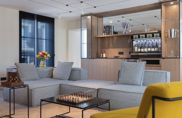 Appartement Exclusif et Luxueux à 300m des Champs Elysées!