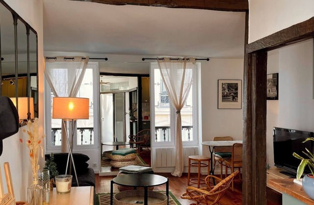 Appartement Typique de Montmartre, Idéal Pour Découvrir le Quartier à Pied !