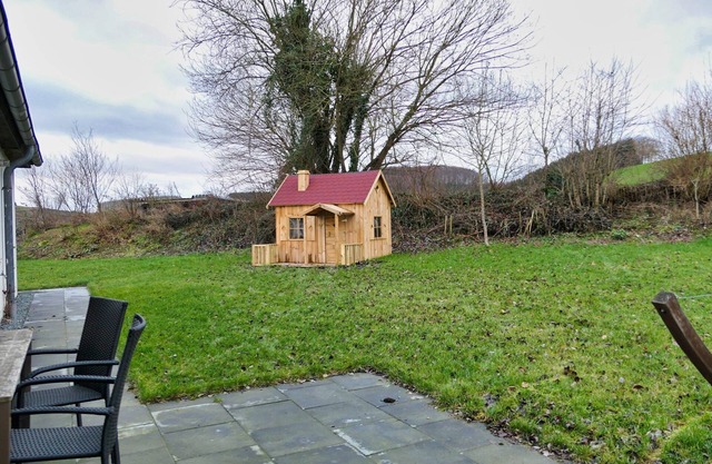 Apple house at Hennesee