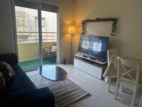 Apprt 2min de la Gare,Wi-Fi Fibre, Netflix ,PS4