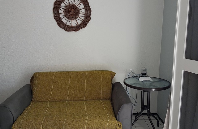 Apto 100m de la Playa del Futuro, aire acondicionado, 1 piso, wi-fi, capacidad para 8 personas