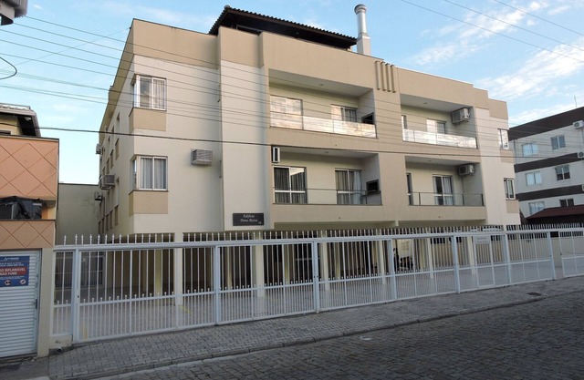 Apt 2/4 centro de bombas sólo 120/150 metros de la playa / REFORMADO