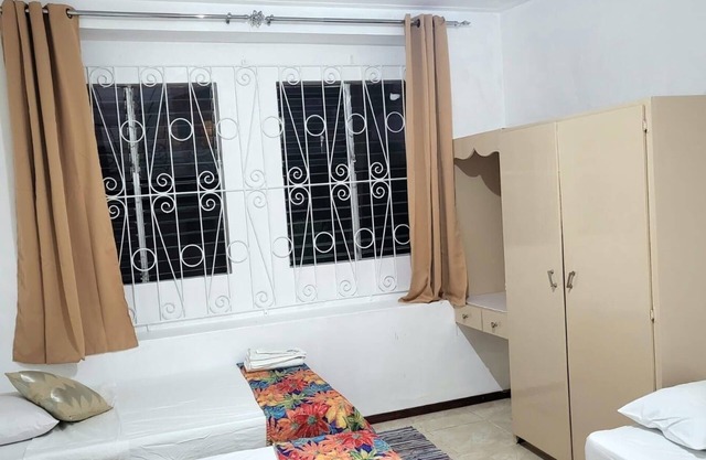 Apt 7. A spacious apartment, great for groups as it sleeps 8 people comfortably.