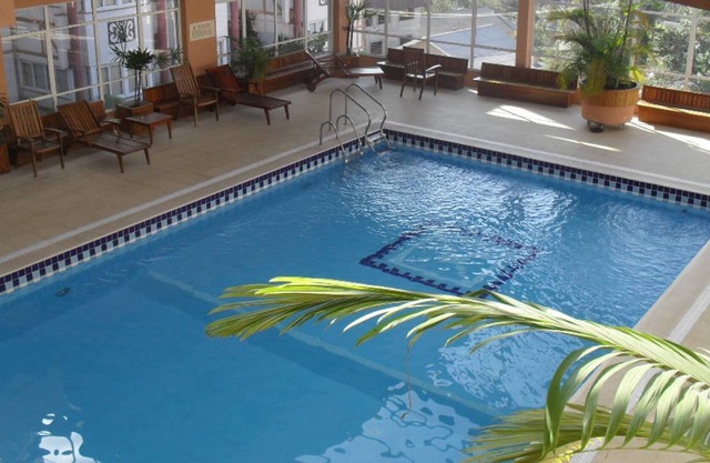 Apt. para 4 personas en condominio con piscina