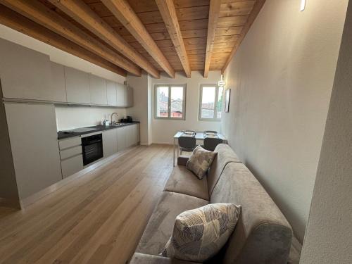 Apt nel cuore di Mantova con garage