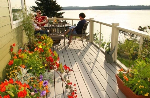 Kodiak favorito en el océano. Disfruta de los jardines, observa nutrias de mar, ballenas
