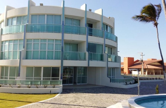 Apto Areias beira-mar