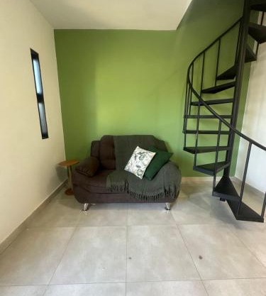 Apto proximo a Av Beira Rio, estacionamento gratis