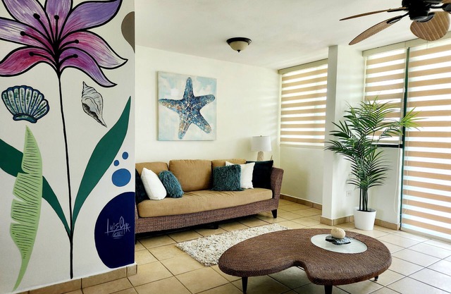 Aquatika Seashell Retreat/Beach/pools/king Bed/ 20 mins El Yunque