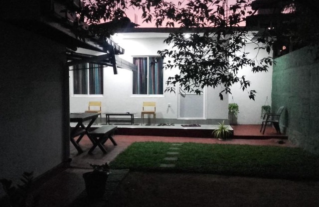 Araliya White House