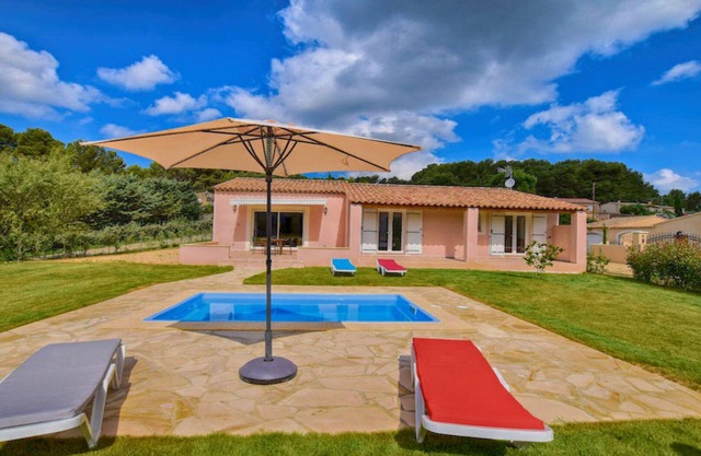 Casa de arquitecto con vistas panorámicas de Lubéron y Ste Victoire