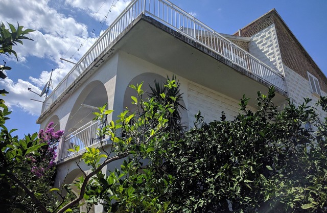 Armstrong Apartments