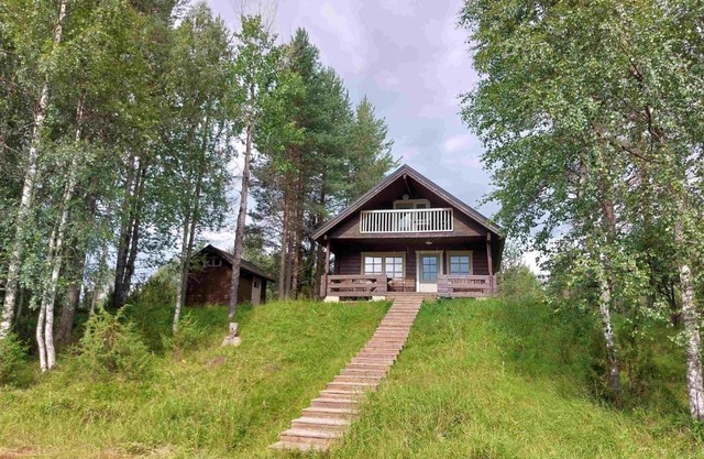 Arola 3 rantamökki