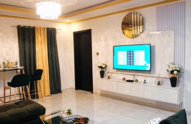 ARROWS APARTMENT