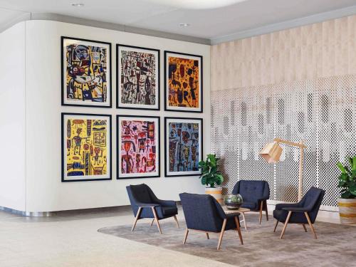 Art Series - The Larwill Studio