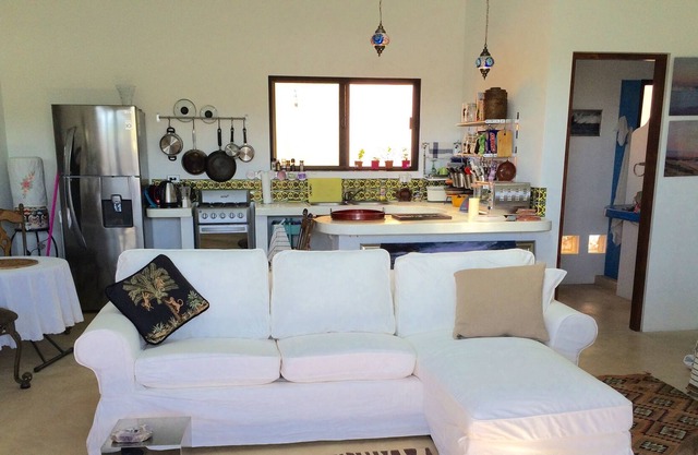 Casita de un dormitorio diseñada por artistas