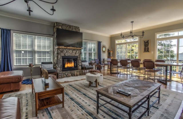 Asheville Mountain Alchemy | Luxury Lodge Near Downtown Asheville
