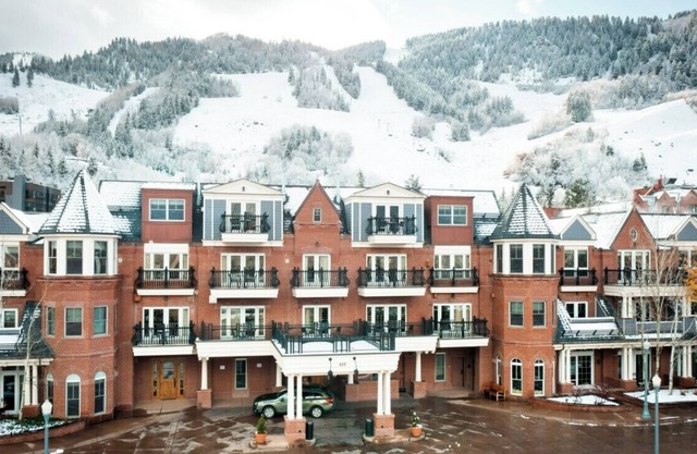 Aspen Mountain Residences - 1 bedroom,