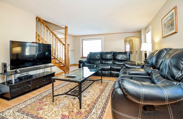 Aster house-4 BR-1. 5 baños; 2 millas de Mayo Clinic-Mayo Patient Furnished Home