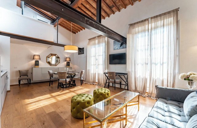 At Home Apartments Santa Croce in Florence