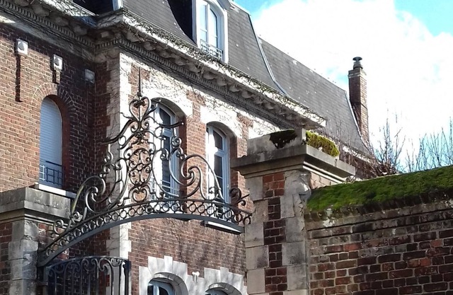 En el corazón de las murallas: nuevo estudio en una residencia del castillo