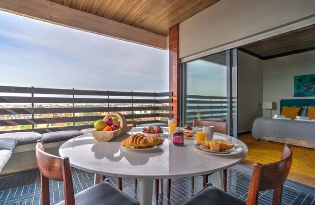 Vista al Atlántico y Sintra de 2 dormitorios, capacidad para 5 personas - cerca de Cascais