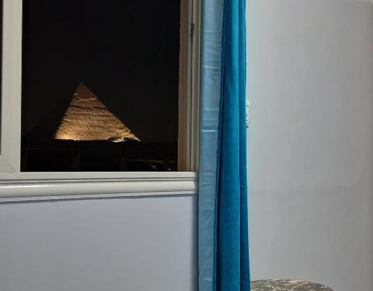 Aton pyramids view guest house