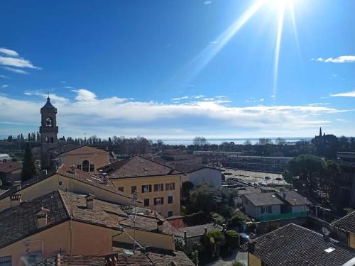 Attico Padenghe Vista Lago Ascensore e Terrazza
