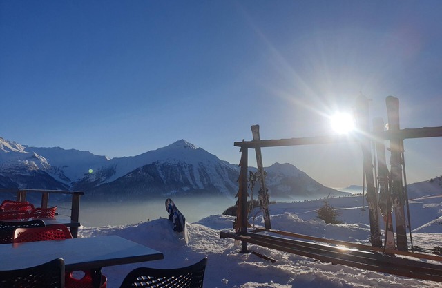 AU Pied DES Pistes, Départ et Retour ski aux Pieds !!!! Grand Appartement 52 m2
