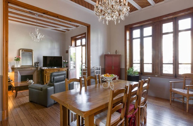 Auténticas habitaciones, a 50 metros de la playa, aparcamiento gratuito.