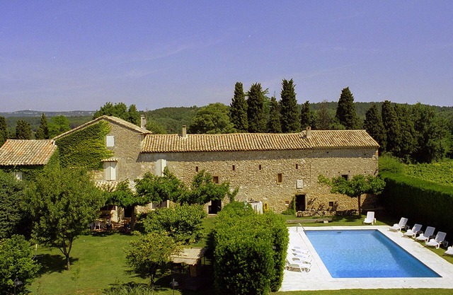 Auténtica Provenza: Mas Lou Geneste, con piscina
